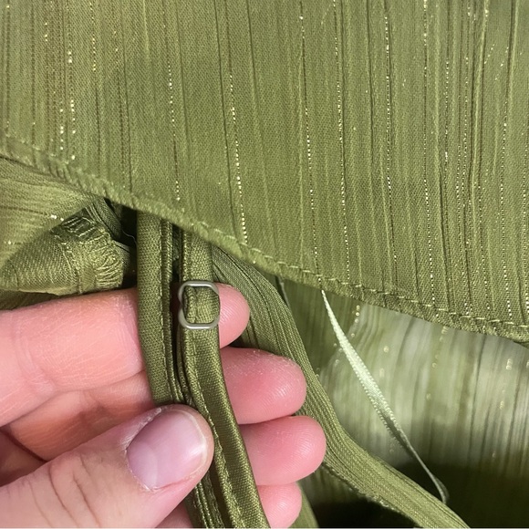 LC Lauren Conrad Olive Green Blouse - Picture 5 of 5